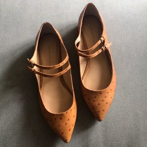 Banana Republic Ostrich Flats Size 9